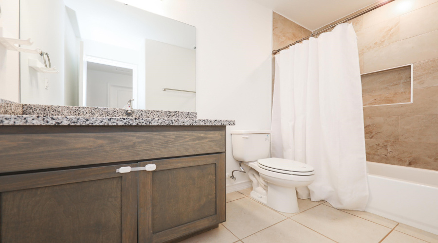 3717 Jesus Dimas, Laredo, Texas 78046, 3 Bedrooms Bedrooms, 5 Rooms Rooms,2 BathroomsBathrooms,Residential,For Sale,3717 Jesus Dimas,20263961