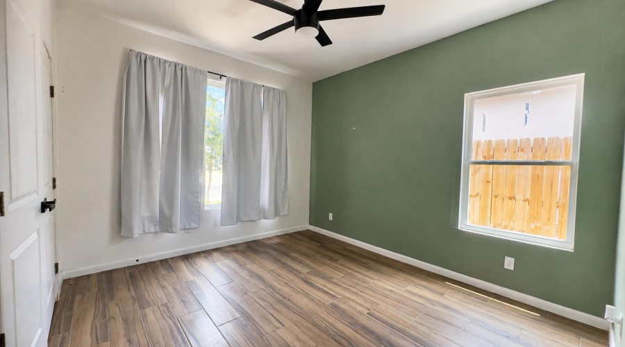 1432 Los Estribos Dr., Laredo, Texas 78045, 3 Bedrooms Bedrooms, 5 Rooms Rooms,2 BathroomsBathrooms,Residential,For Rent,1432 Los Estribos Dr.,20263964