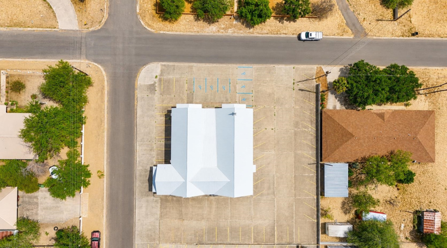 1509 2nd St, Zapata, Texas 78076, 1 Room Rooms,2 BathroomsBathrooms,Commercial retail/office,For Sale,1509 2nd St,20263967