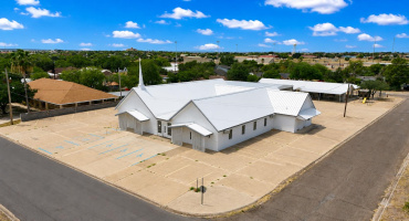 1509 2nd St, Zapata, Texas 78076, 1 Room Rooms,2 BathroomsBathrooms,Commercial retail/office,For Sale,1509 2nd St,20263967