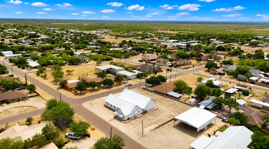1509 2nd St, Zapata, Texas 78076, 1 Room Rooms,2 BathroomsBathrooms,Commercial retail/office,For Sale,1509 2nd St,20263967