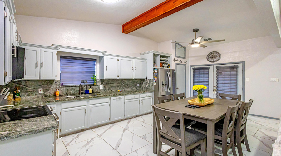 308 Venado Ct, Laredo, Texas 78045, 3 Bedrooms Bedrooms, 5 Rooms Rooms,2 BathroomsBathrooms,Residential,For Sale,308 Venado Ct,20262769