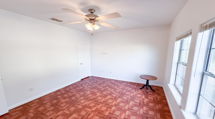 2445 Monarch Dr, LAREDO, Texas 78045, 4 Bedrooms Bedrooms, 7 Rooms Rooms,2 BathroomsBathrooms,Residential,For Sale,2445 Monarch Dr,20263966