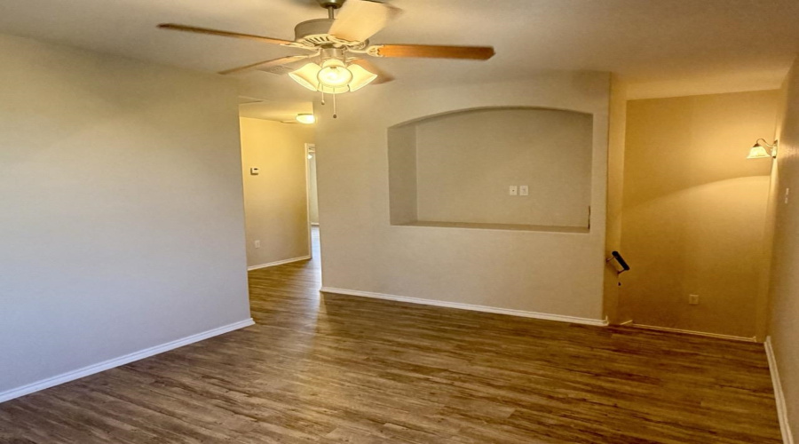 10503 Twilight Dr, Laredo, Texas 78045-8820, 4 Bedrooms Bedrooms, 8 Rooms Rooms,2 BathroomsBathrooms,Residential,For Sale,10503 Twilight Dr,20263968