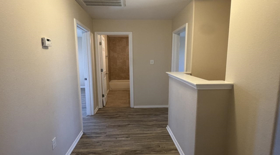 10503 Twilight Dr, Laredo, Texas 78045-8820, 4 Bedrooms Bedrooms, 8 Rooms Rooms,2 BathroomsBathrooms,Residential,For Sale,10503 Twilight Dr,20263968