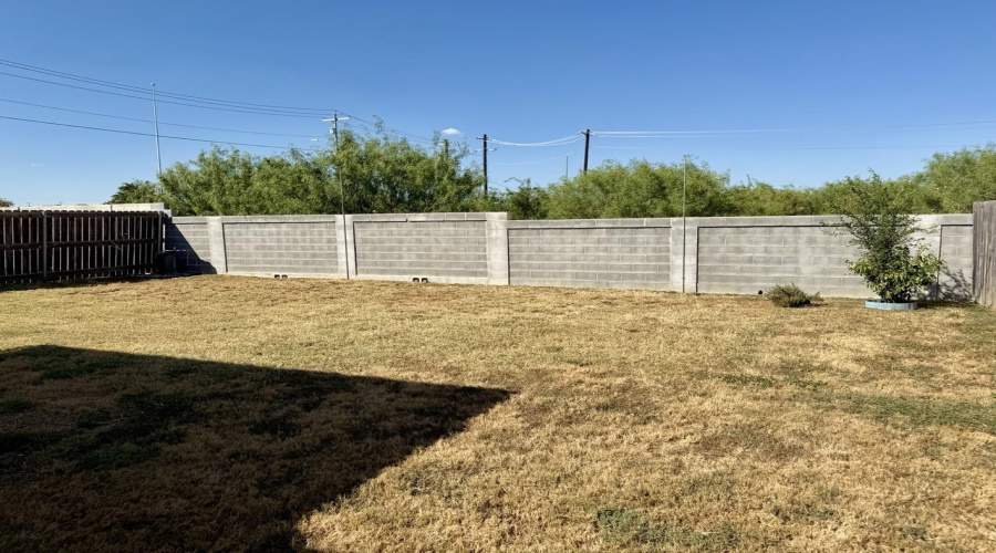 10503 Twilight Dr, Laredo, Texas 78045-8820, 4 Bedrooms Bedrooms, 8 Rooms Rooms,2 BathroomsBathrooms,Residential,For Sale,10503 Twilight Dr,20263968