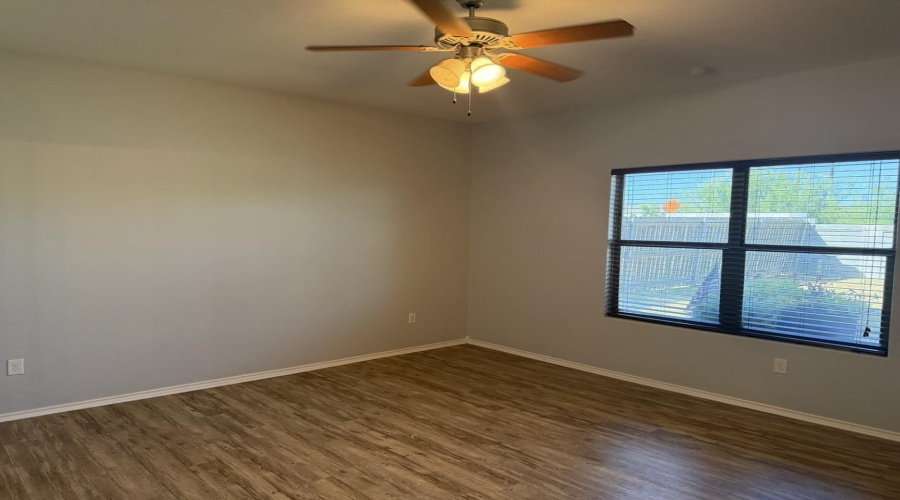 10503 Twilight Dr, Laredo, Texas 78045-8820, 4 Bedrooms Bedrooms, 8 Rooms Rooms,2 BathroomsBathrooms,Residential,For Sale,10503 Twilight Dr,20263968