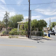 1520 Santa Maria Ave, Laredo, Texas 78040, 2 Bedrooms Bedrooms, 5 Rooms Rooms,1 BathroomBathrooms,Residential,For Sale,1520 Santa Maria Ave,20263971