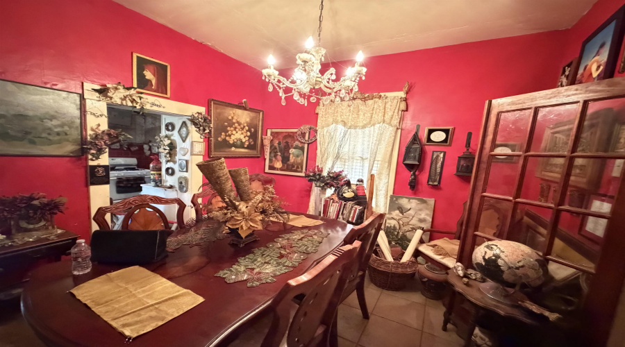 1520 Santa Maria Ave, Laredo, Texas 78040, 2 Bedrooms Bedrooms, 5 Rooms Rooms,1 BathroomBathrooms,Residential,For Sale,1520 Santa Maria Ave,20263971