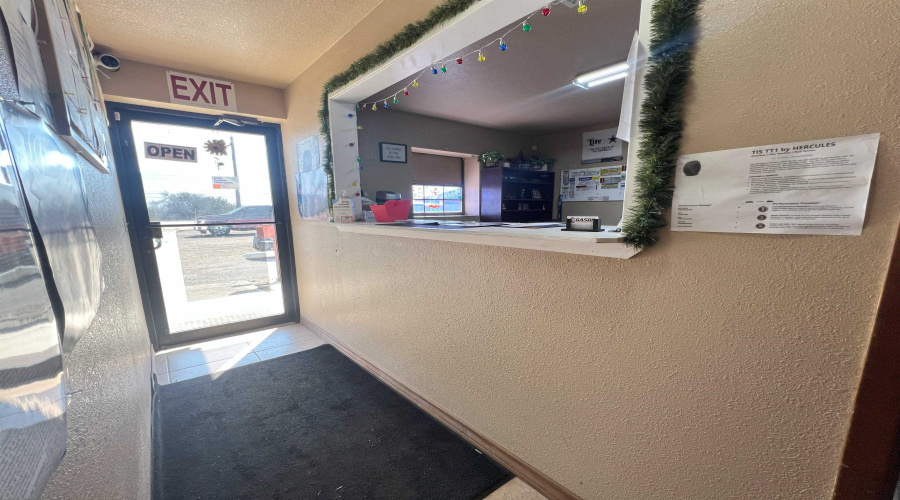 1205 TX State Hwy 16, Zapata, Texas 78076, 1 Bedroom Bedrooms, ,2 BathroomsBathrooms,Commercial/industrial,For Sale,1205 TX State Hwy 16,20260725
