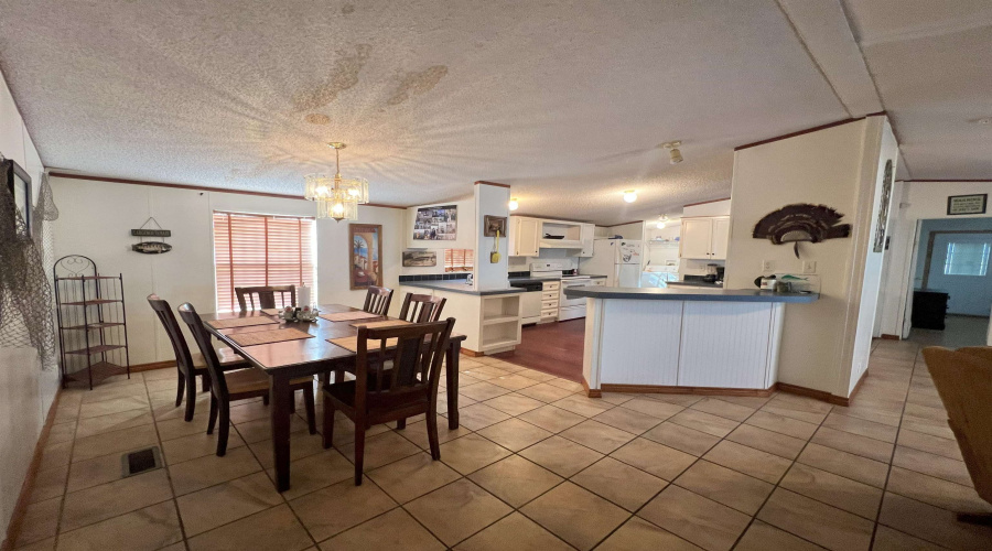 1809 Siesta Ln, Zapata, Texas 78076, 3 Bedrooms Bedrooms, 6 Rooms Rooms,2 BathroomsBathrooms,Residential,For Sale,1809 Siesta Ln,20263977