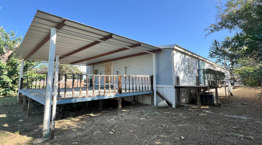 1809 Siesta Ln, Zapata, Texas 78076, 3 Bedrooms Bedrooms, 6 Rooms Rooms,2 BathroomsBathrooms,Residential,For Sale,1809 Siesta Ln,20263977