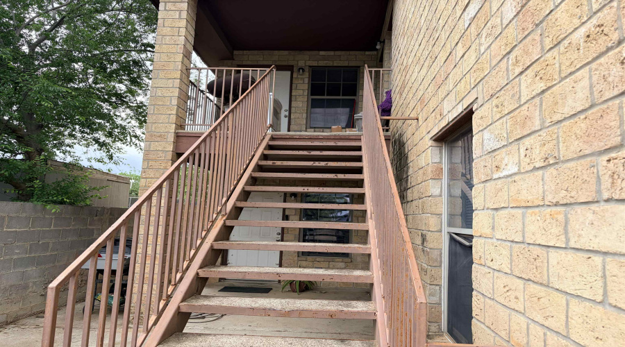 3310 Louisiana Ave, Laredo, Texas 78046, 3 Bedrooms Bedrooms, 4 Rooms Rooms,1 BathroomBathrooms,Residential,For Rent,3310 Louisiana Ave,20263980