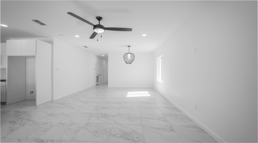 5009 Carambola Ln., Laredo, Texas 78046, 3 Bedrooms Bedrooms, 5 Rooms Rooms,2 BathroomsBathrooms,Residential,For Sale,5009 Carambola Ln.,20263982