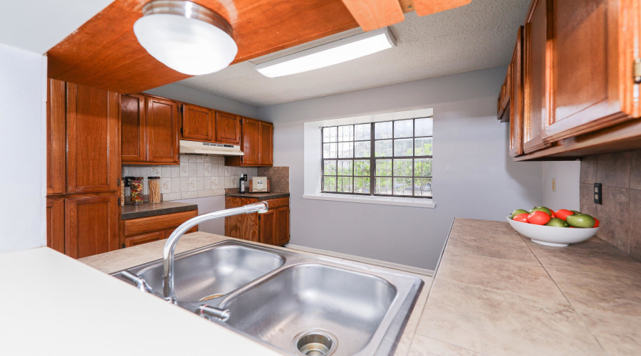 105 Hidden Ln, Laredo, Texas 78041, 3 Bedrooms Bedrooms, 6 Rooms Rooms,2 BathroomsBathrooms,Residential,For Sale,105 Hidden Ln,20263984