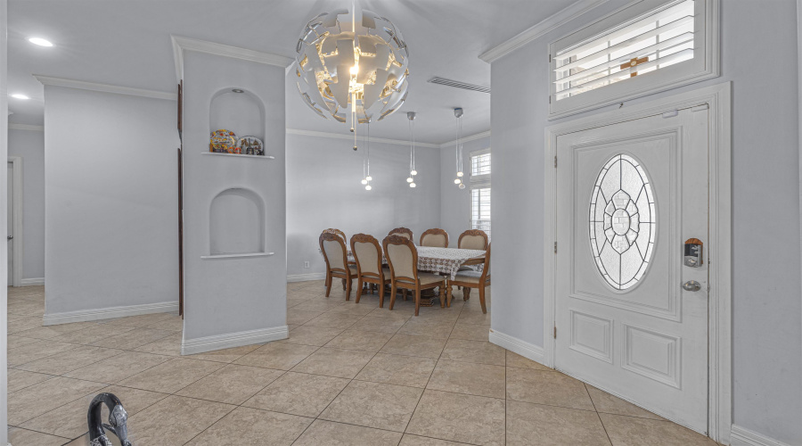 1341 Kimberly Dr, Laredo, Texas 78045, 5 Bedrooms Bedrooms, 5 Rooms Rooms,4 BathroomsBathrooms,Residential,For Sale,1341 Kimberly Dr,20263985
