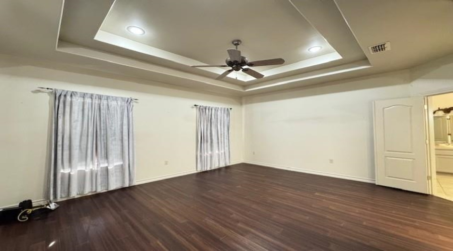 103 Yellowstone Lake Dr, Laredo, Texas 78041, 3 Bedrooms Bedrooms, 7 Rooms Rooms,2 BathroomsBathrooms,Residential,For Rent,103 Yellowstone Lake Dr,20263986
