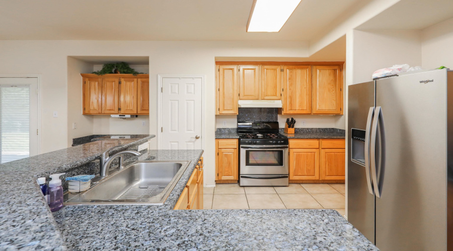 2808 Centenario Dr, LAREDO, Texas 78045-000, 5 Bedrooms Bedrooms, 8 Rooms Rooms,3 BathroomsBathrooms,Residential,For Sale,2808 Centenario Dr,20263987