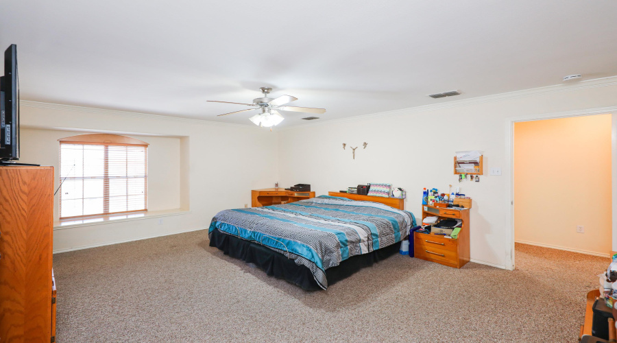 2808 Centenario Dr, LAREDO, Texas 78045-000, 5 Bedrooms Bedrooms, 8 Rooms Rooms,3 BathroomsBathrooms,Residential,For Sale,2808 Centenario Dr,20263987