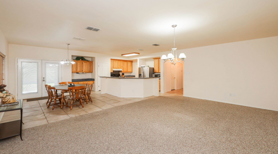 2808 Centenario Dr, LAREDO, Texas 78045-000, 5 Bedrooms Bedrooms, 8 Rooms Rooms,3 BathroomsBathrooms,Residential,For Sale,2808 Centenario Dr,20263987