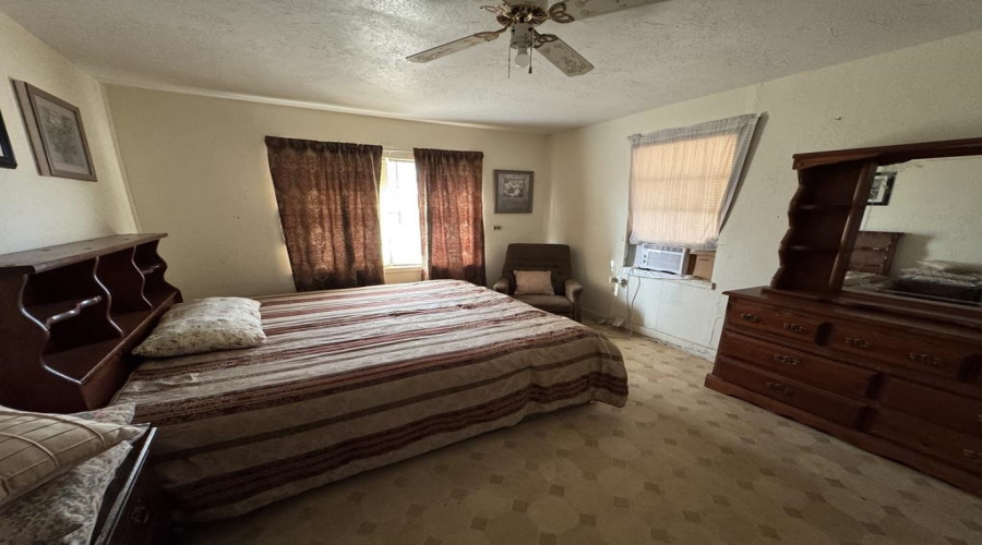 802 Fresno St., ZAPATA, Texas 78076, 2 Bedrooms Bedrooms, 4 Rooms Rooms,1 BathroomBathrooms,Residential,For Sale,802 Fresno St.,20263988