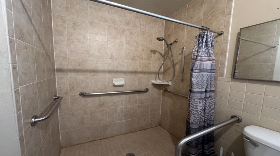 802 Fresno St., ZAPATA, Texas 78076, 2 Bedrooms Bedrooms, 4 Rooms Rooms,1 BathroomBathrooms,Residential,For Sale,802 Fresno St.,20263988