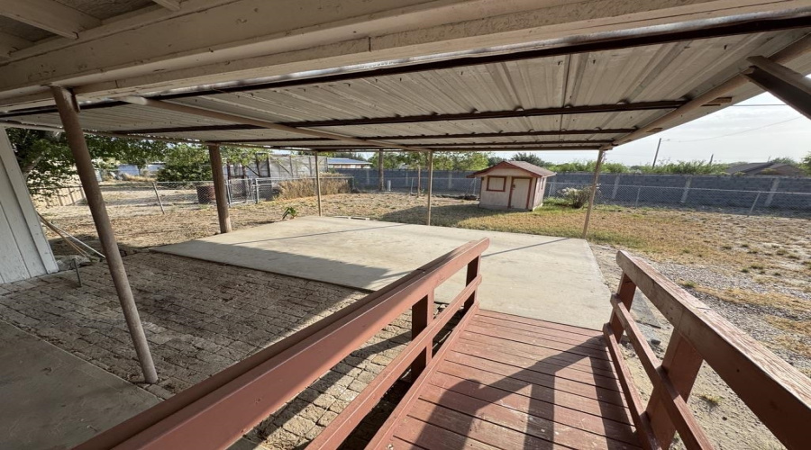 802 Fresno St., ZAPATA, Texas 78076, 2 Bedrooms Bedrooms, 4 Rooms Rooms,1 BathroomBathrooms,Residential,For Sale,802 Fresno St.,20263988