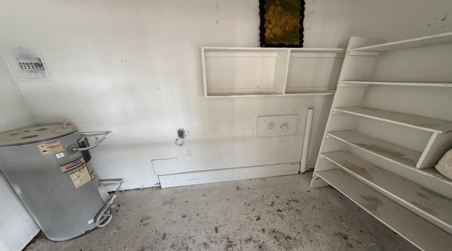 802 Fresno St., ZAPATA, Texas 78076, 2 Bedrooms Bedrooms, 4 Rooms Rooms,1 BathroomBathrooms,Residential,For Sale,802 Fresno St.,20263988