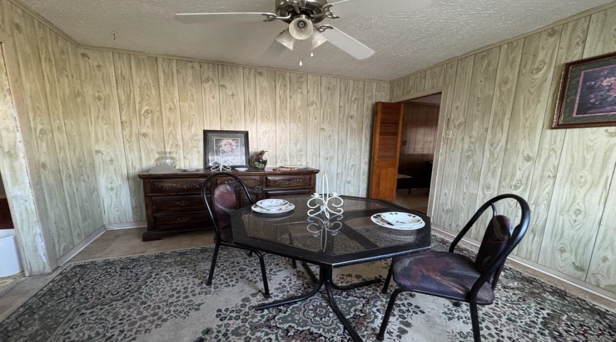 802 Fresno St., ZAPATA, Texas 78076, 2 Bedrooms Bedrooms, 4 Rooms Rooms,1 BathroomBathrooms,Residential,For Sale,802 Fresno St.,20263988
