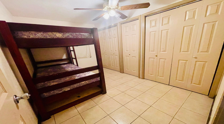 1503 Chicago St, Laredo, Texas 78041, 3 Bedrooms Bedrooms, 8 Rooms Rooms,3 BathroomsBathrooms,Residential,For Rent,1503 Chicago St,20263989