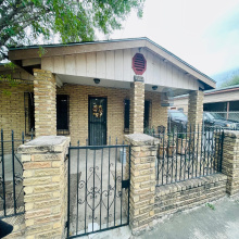 1503 Chicago St, Laredo, Texas 78041, 3 Bedrooms Bedrooms, 8 Rooms Rooms,3 BathroomsBathrooms,Residential,For Rent,1503 Chicago St,20263989