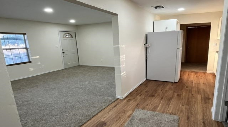 209 N 2nd St, Freer, Texas 78357, 3 Bedrooms Bedrooms, 5 Rooms Rooms,1 BathroomBathrooms,Residential,For Sale,209 N 2nd St,20263991