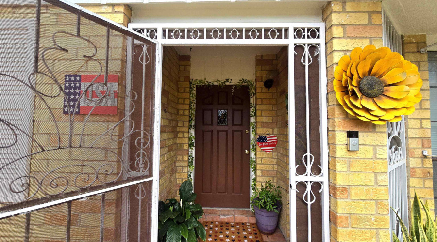 108 California St, Laredo, Texas 78041, 3 Bedrooms Bedrooms, 7 Rooms Rooms,2 BathroomsBathrooms,Residential,For Sale,108 California St,20263998