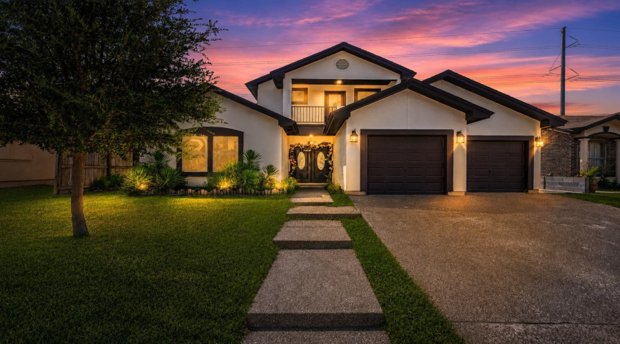 517 Puig Dr, Laredo, Texas 78045, 4 Bedrooms Bedrooms, 8 Rooms Rooms,4 BathroomsBathrooms,Residential,For Sale,517 Puig Dr,20264002