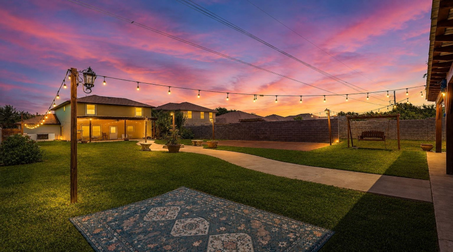 517 Puig Dr, Laredo, Texas 78045, 4 Bedrooms Bedrooms, 8 Rooms Rooms,4 BathroomsBathrooms,Residential,For Sale,517 Puig Dr,20264002