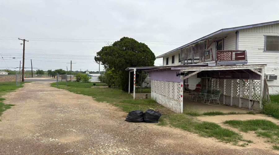 5507 Saunders St, LAREDO, Texas 78041-3576, 1 Bedroom Bedrooms, 21 Rooms Rooms,2 BathroomsBathrooms,Commercial/industrial,For Sale,5507 Saunders St,20261934