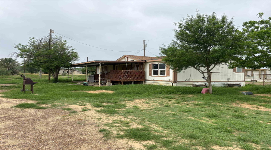 5507 Saunders St, LAREDO, Texas 78041-3576, 1 Bedroom Bedrooms, 21 Rooms Rooms,2 BathroomsBathrooms,Commercial/industrial,For Sale,5507 Saunders St,20261934