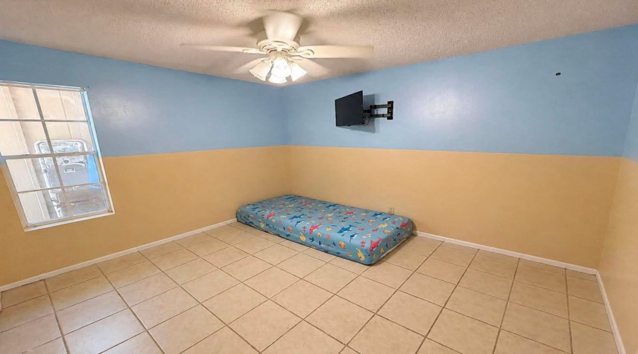 3803 S Lost Creek Lp, Laredo, Texas 78046, 3 Bedrooms Bedrooms, 5 Rooms Rooms,2 BathroomsBathrooms,Residential,For Sale,3803 S Lost Creek Lp,20264003