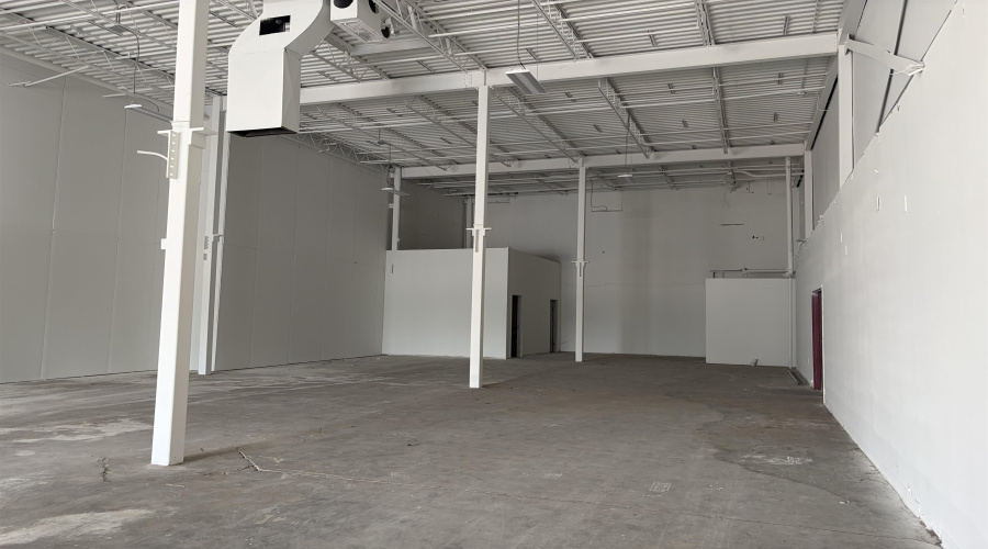 7901 San Dario Ave, Laredo, Texas 78045, 1 Room Rooms,4 BathroomsBathrooms,Commercial retail/office,For Sale,7901 San Dario Ave,20264008