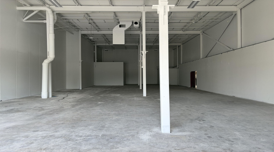 7901 San Dario Ave, Laredo, Texas 78045, 1 Room Rooms,4 BathroomsBathrooms,Commercial retail/office,For Sale,7901 San Dario Ave,20264008