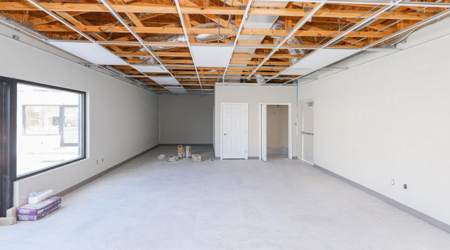 3515 Jaime Zapata Memorial Hwy, Laredo, Texas 78043, 6 Rooms Rooms,1 BathroomBathrooms,Commercial retail/office,For Rent,3515 Jaime Zapata Memorial Hwy,20264022