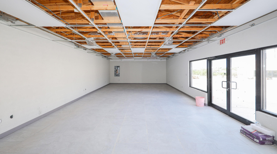 3515 Jaime Zapata Memorial Hwy, Laredo, Texas 78043, 6 Rooms Rooms,1 BathroomBathrooms,Commercial retail/office,For Rent,3515 Jaime Zapata Memorial Hwy,20264023