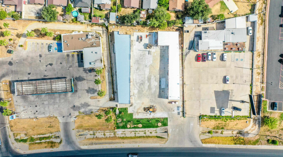 3515 Jaime Zapata Memorial Hwy, Laredo, Texas 78043, 6 Rooms Rooms,1 BathroomBathrooms,Commercial retail/office,For Rent,3515 Jaime Zapata Memorial Hwy,20264023