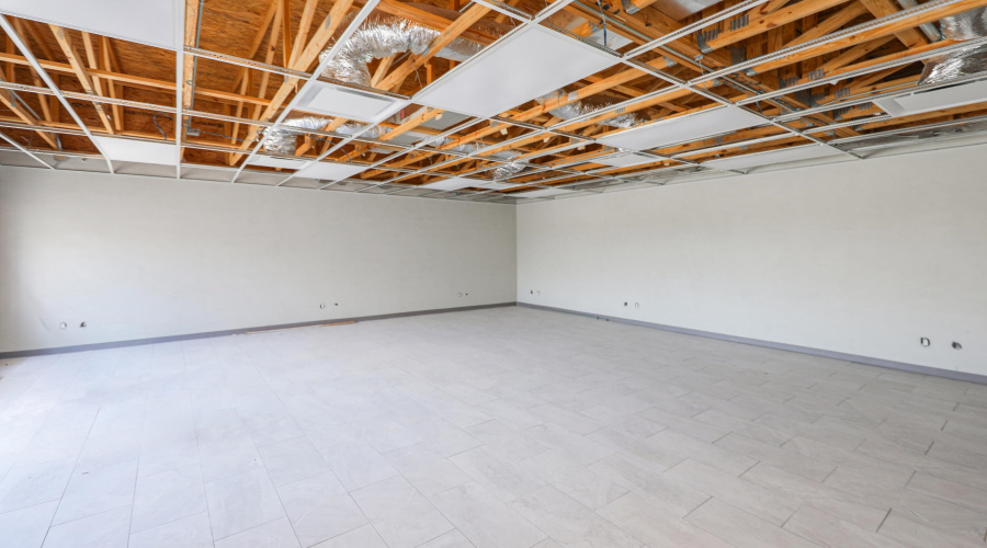 3515 Jaime Zapata Memorial Hwy, Laredo, Texas 78043, 6 Rooms Rooms,1 BathroomBathrooms,Commercial retail/office,For Rent,3515 Jaime Zapata Memorial Hwy,20264025