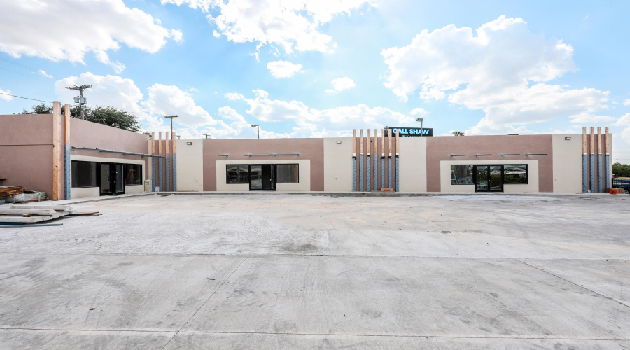 3515 Jaime Zapata Memorial Hwy, Laredo, Texas 78043, 6 Rooms Rooms,1 BathroomBathrooms,Commercial retail/office,For Rent,3515 Jaime Zapata Memorial Hwy,20264025
