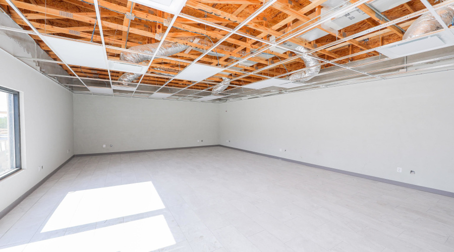 3515 Jaime Zapata Memorial Hwy, Laredo, Texas 78043, 6 Rooms Rooms,1 BathroomBathrooms,Commercial retail/office,For Rent,3515 Jaime Zapata Memorial Hwy,20264025