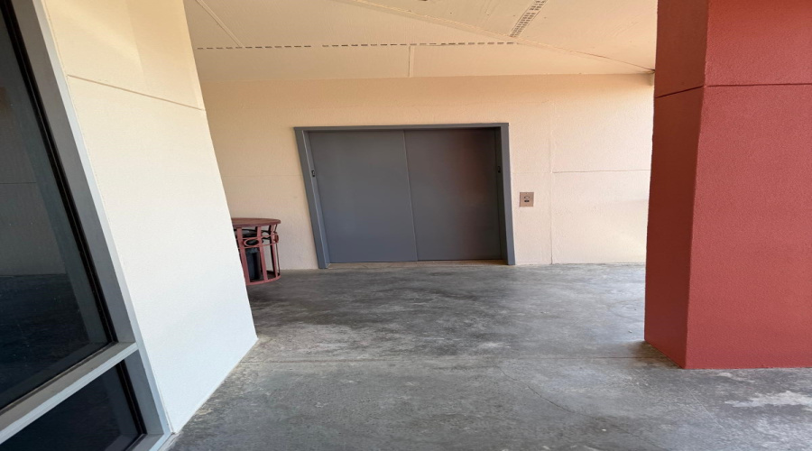 315 Calle Del Norte, Laredo, Texas 78041, 1 Room Rooms,2 BathroomsBathrooms,Commercial retail/office,For Sale,315 Calle Del Norte,20264030