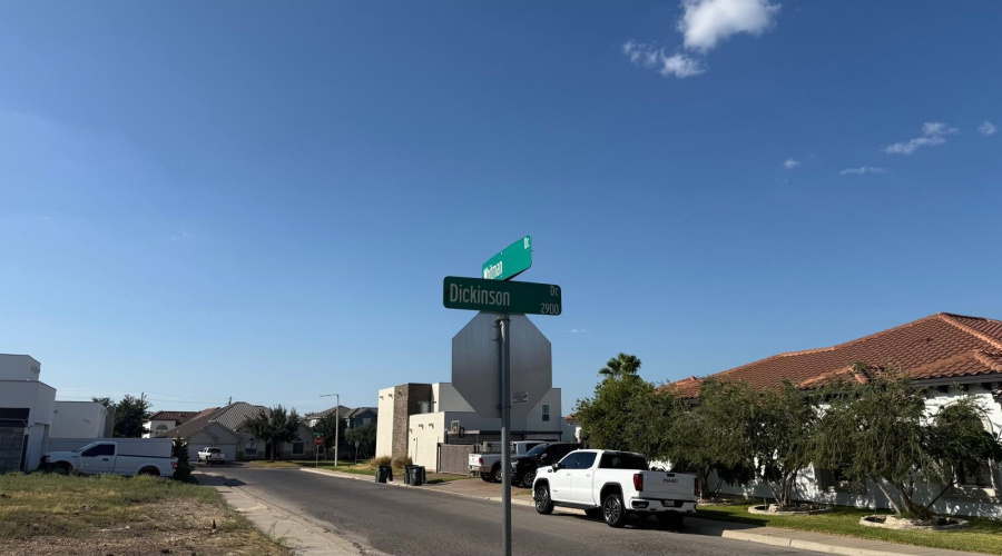 2920 Dickinson Dr, Laredo, Texas 78041, ,Land,For Sale,2920 Dickinson Dr,20264026