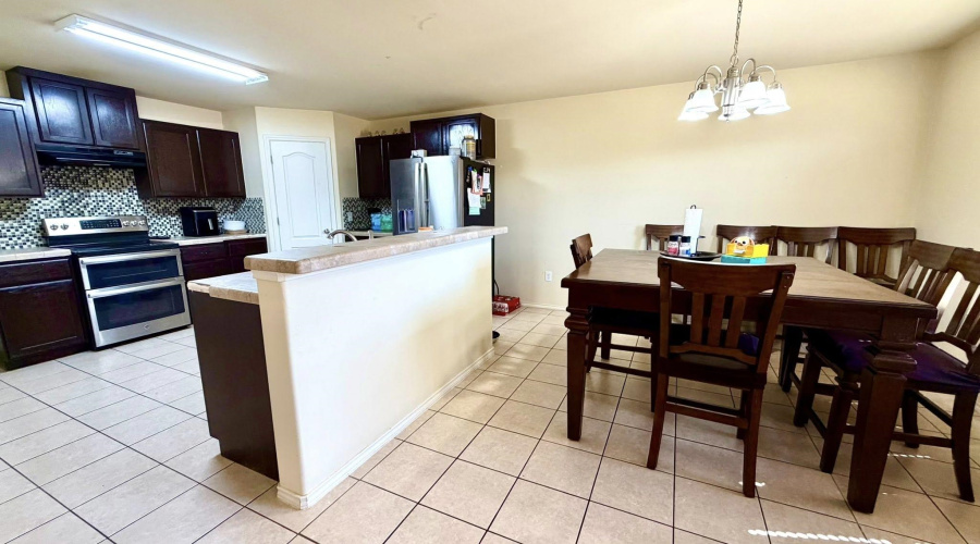 3417 Armando Pena Dr, Laredo, Texas 78046, 3 Bedrooms Bedrooms, 6 Rooms Rooms,2 BathroomsBathrooms,Residential,For Sale,3417 Armando Pena Dr,20260953