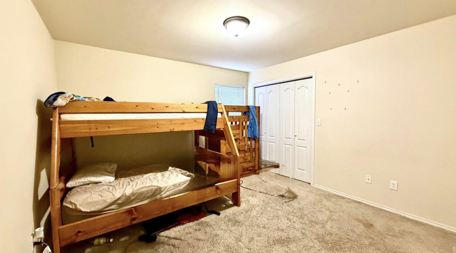 3417 Armando Pena Dr, Laredo, Texas 78046, 3 Bedrooms Bedrooms, 6 Rooms Rooms,2 BathroomsBathrooms,Residential,For Sale,3417 Armando Pena Dr,20260953